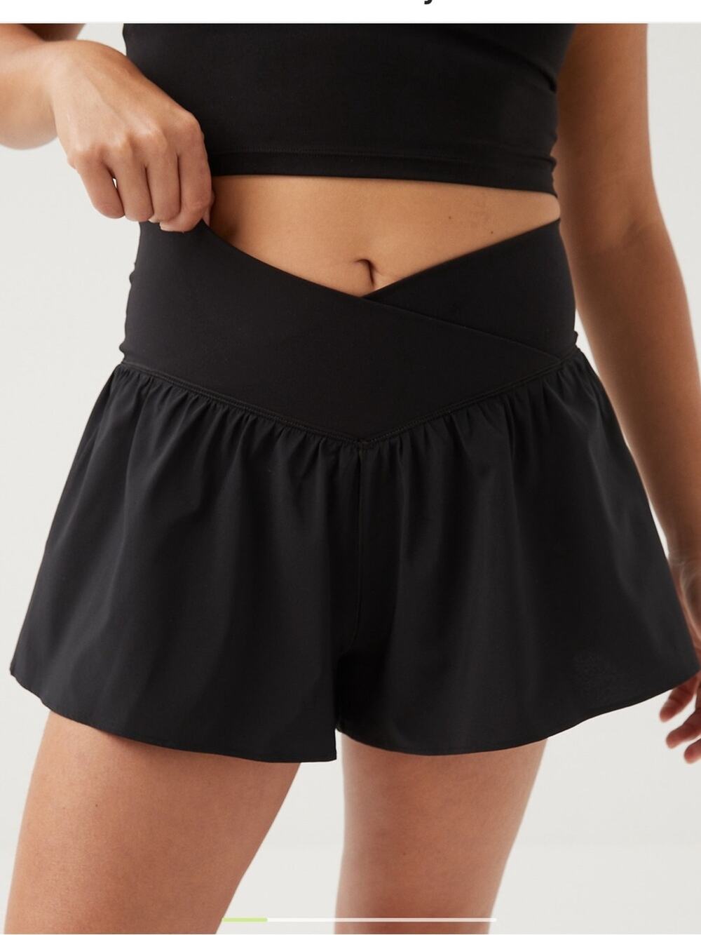 OFFLINE by Aerie Small Real Me Crossover Flowy Active Black Shorts Active Sporty